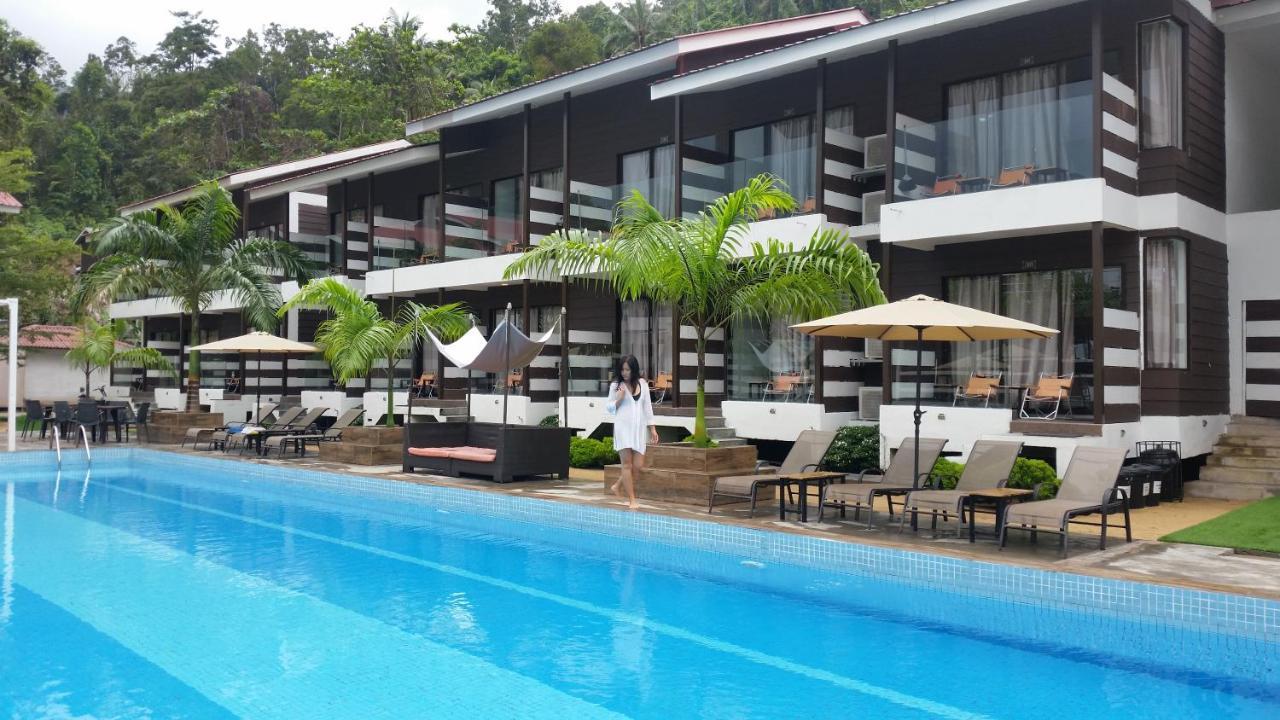 The Barat Tioman Beach Resort Kampong Juara Exterior photo