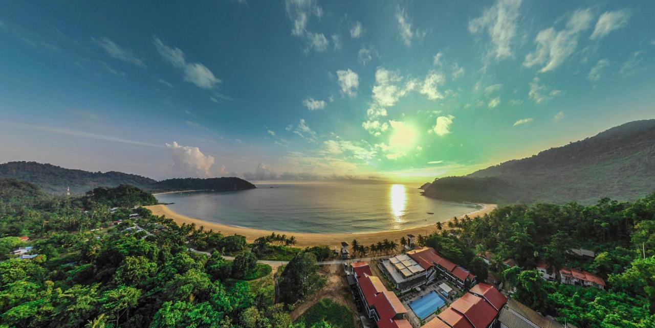 The Barat Tioman Beach Resort Kampong Juara Exterior photo